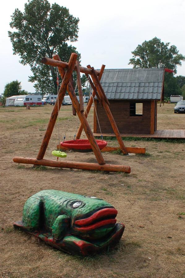 Camping Rogowo Mrzeżyno Eksteriør billede